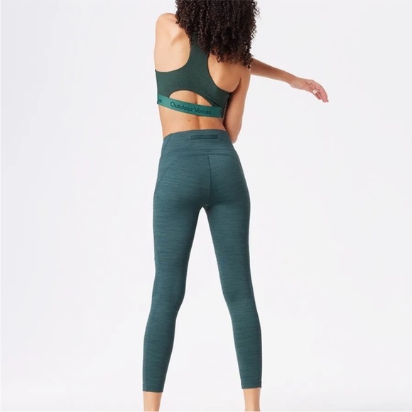 Outdoor Voices TechSweat Core 7/8 Legging in Evergreen - Picture 2 of 5